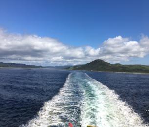 Sailing_to_Islay