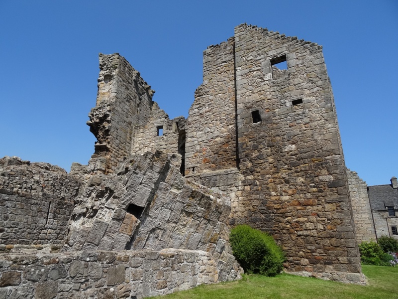 AberdourCollapsedTowerHouse