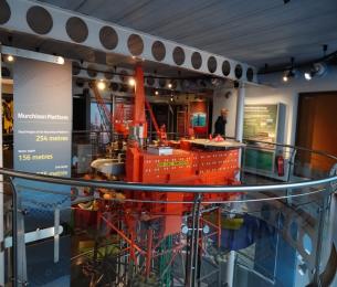 Maritime_Museum_model_of_Murchison_Oil_Rig_Platform