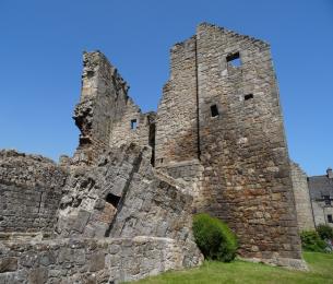 AberdourCollapsedTowerHouse