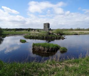 Threavecastle