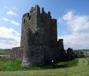 Threavecastle1