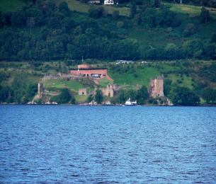 Urquhartcastle5