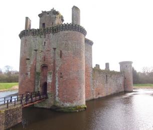 Caerlaverockdrawbridgeandmoat