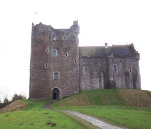 Dounecastle