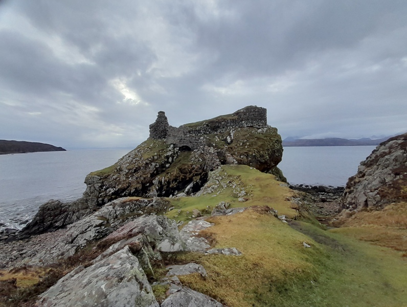 Approach to Dun Scaith