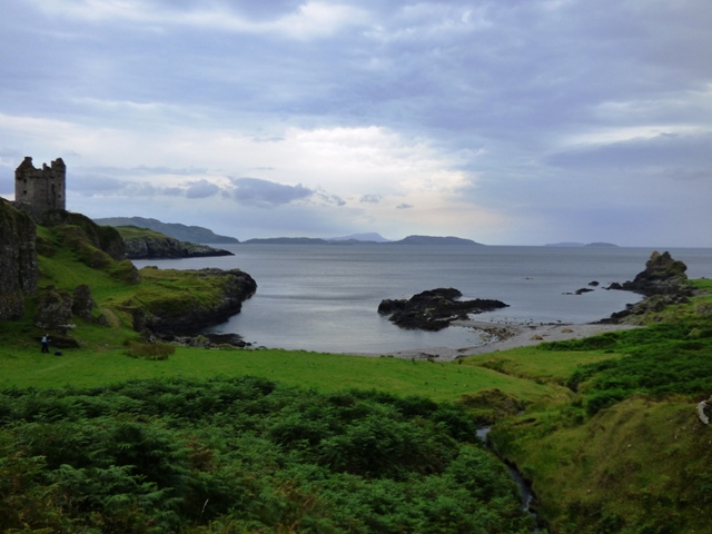 Approach to Gylen Castle