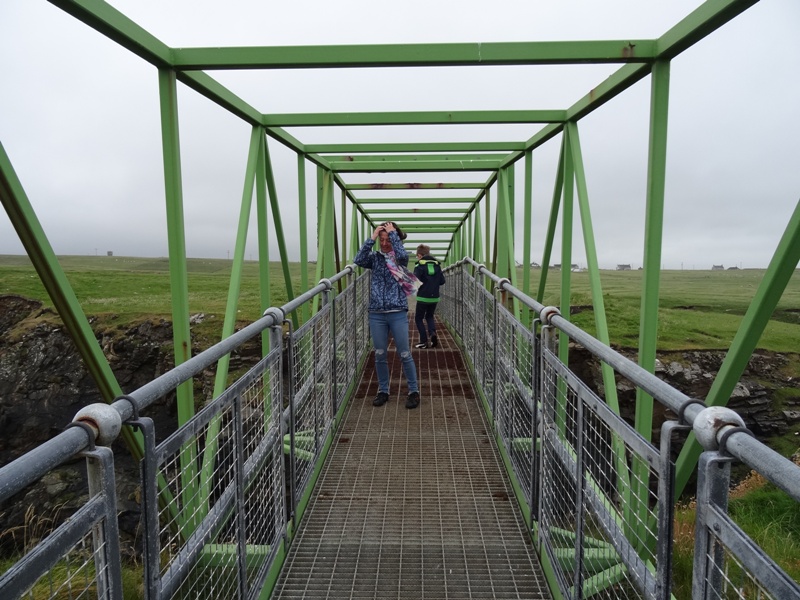 Scary bridge to Dun Eistean