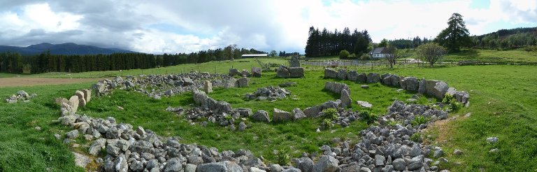 Panoramic picture of Dalfour stone circle