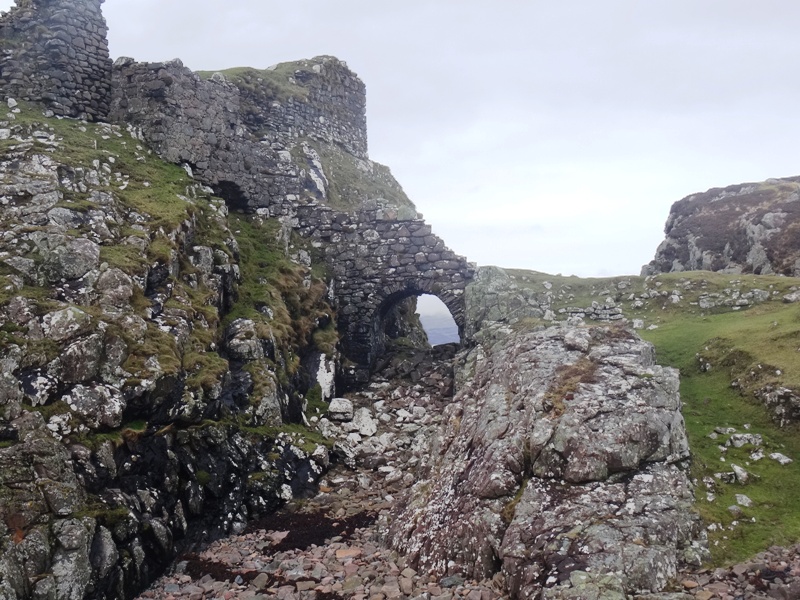 The bridge to Dun Scaith Castle