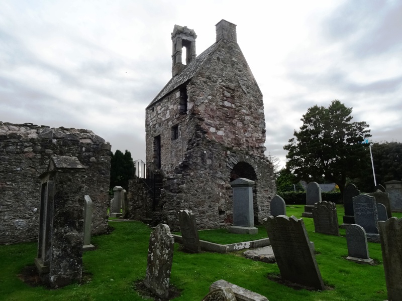 Ruins in the old Kirkyard of Fordyce