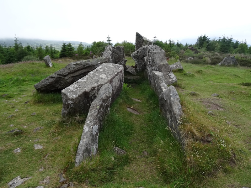 Giant's Grave Burial Chamber