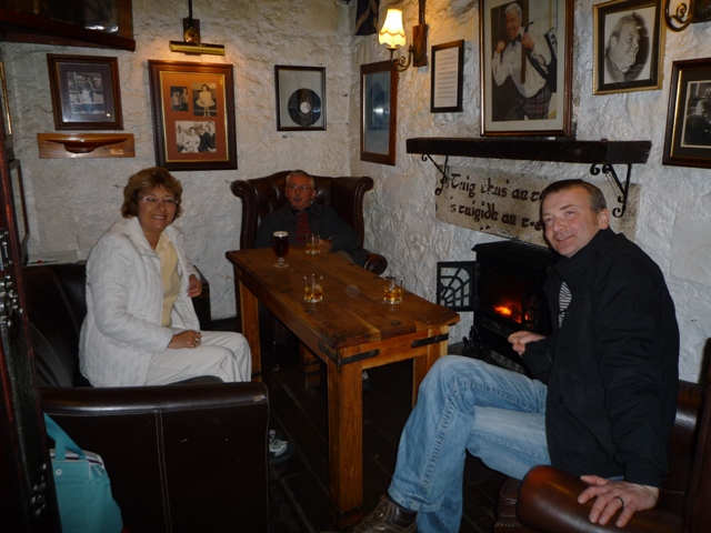 Having a drink at the Mishnish bar in Tobermory