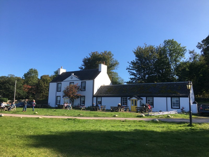 Oystercatcher Inn on Loch Fyne