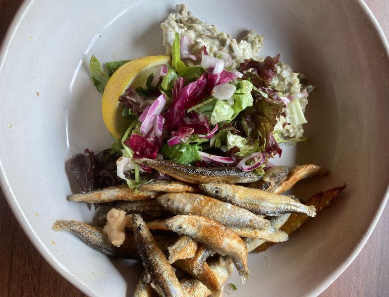 Delicious plate of whitebait served fresh at the Chlachain Inn