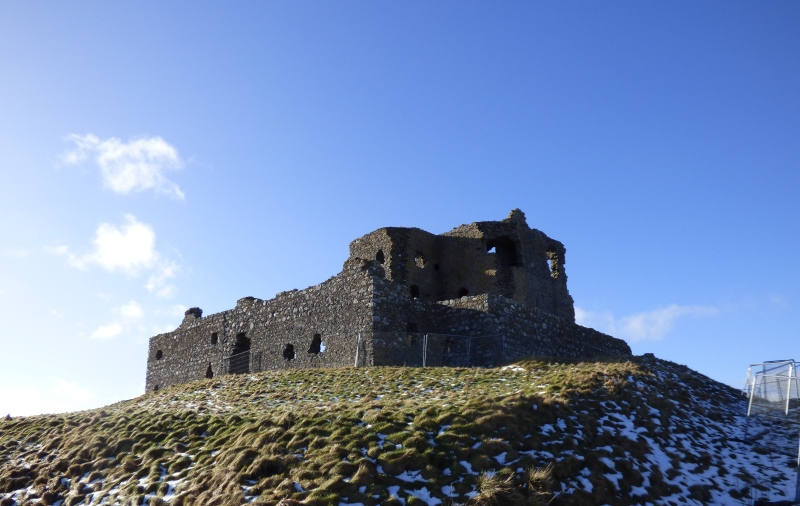 Ruins of Auchindoun Castle with entrance gate visible in curtain wall Ruins of Auchindoun Castle with entrance gate visible in curtain wall