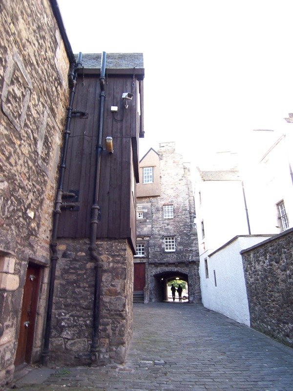 Bakehouse Close just off the Royal Mile Bakehouse Close just off the Royal Mile