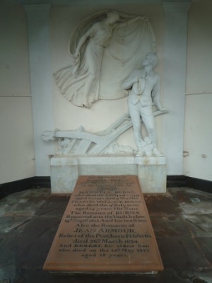 Burns Grave at St Michaels Kirk