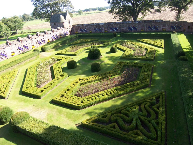 Edzell Castle Gardens Edzell Castle Gardens