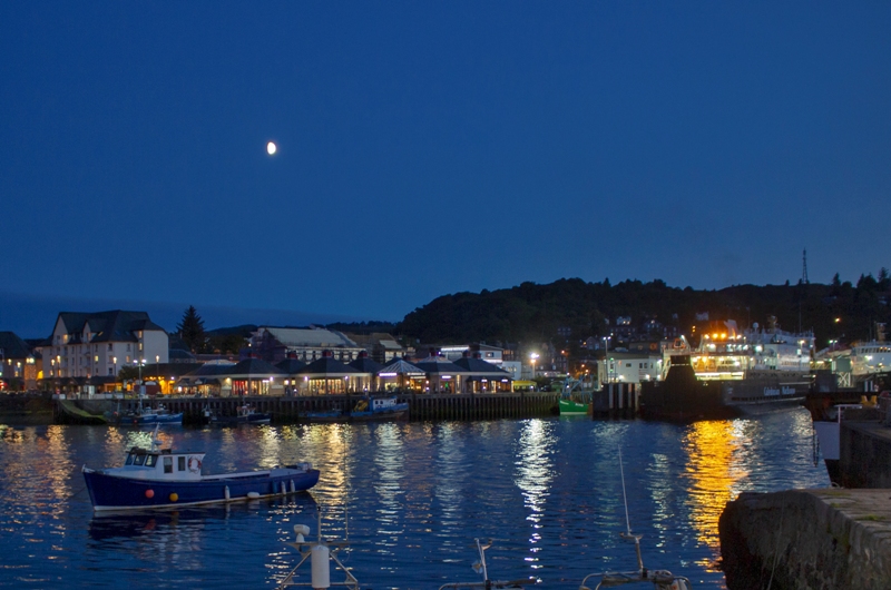 Oban at Night Oban at Night